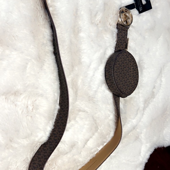 MICHAEl Michael Kors logo belt with coin pouch - Picture 2 of 5